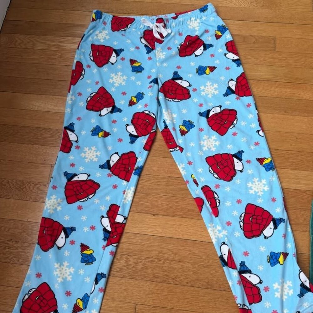 Cozy Peanuts Snoopy Winter Pajama Pants Size Medium